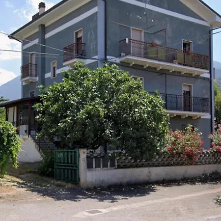 Casa Felice 1910 Introdacqua